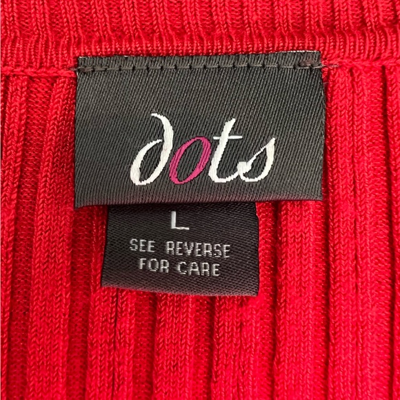 Bright Red/Orange V-Neck Sweater - Picture 4 of 6